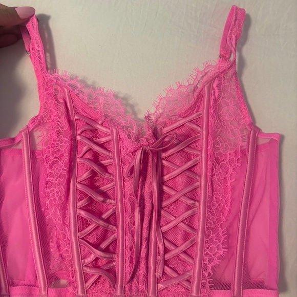 Victoria’s Secret Dream Angels Pink Lace Corset Top small - Picture 2 of 4